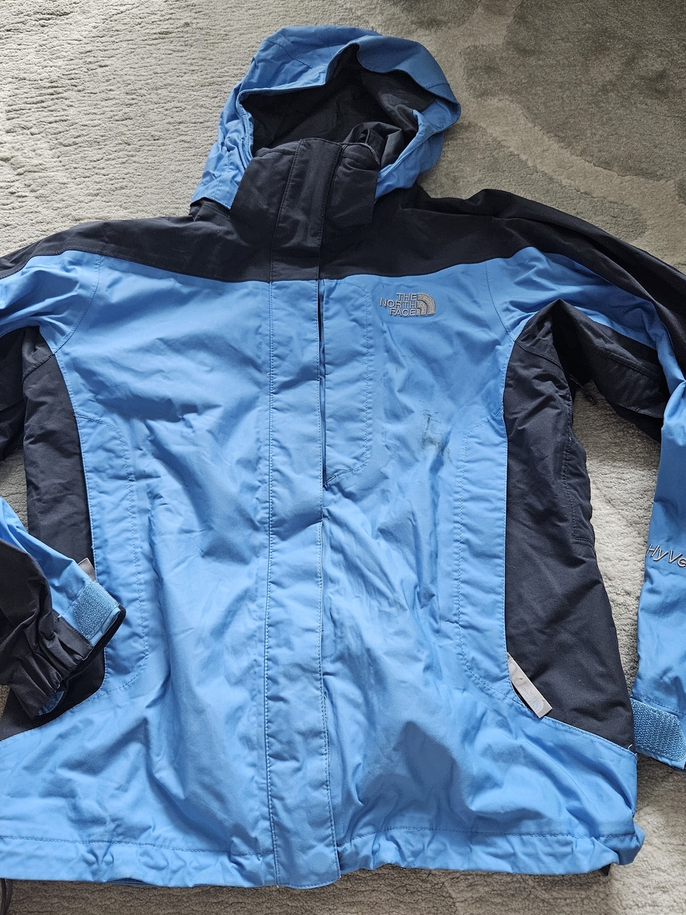 The North Face Womens M Blue and Black Waterproof Jacket